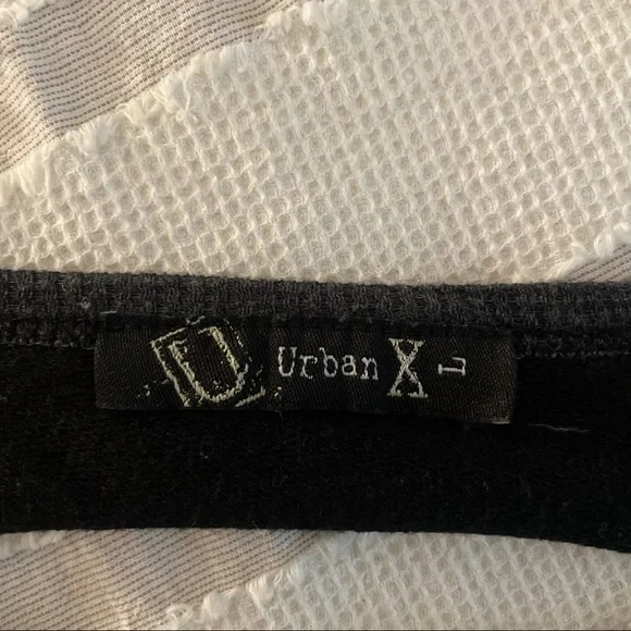 Gray Shirt with Black Cut Out Back, Large - Picture 4 of 4